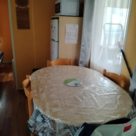 Mobil 43 Dans 4 Etoiles Parque de vacaciones Gastes