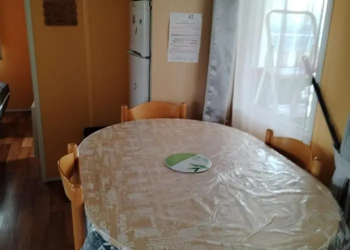 Mobil 43 Dans 4 Etoiles Vakantiepark Gastes